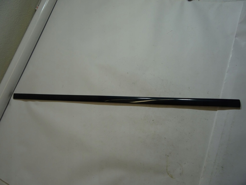 фото №1, Молдинг дверь передних toyota 7573233010