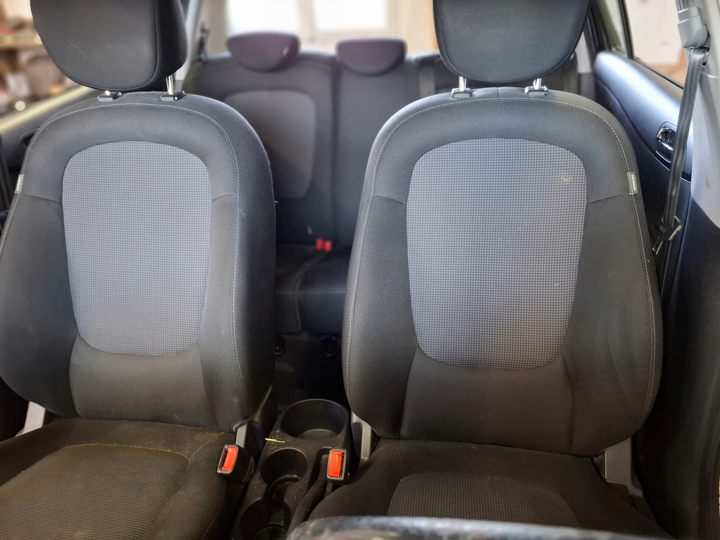 фото №1, Hyundai i20 i lift сиденья передние europa