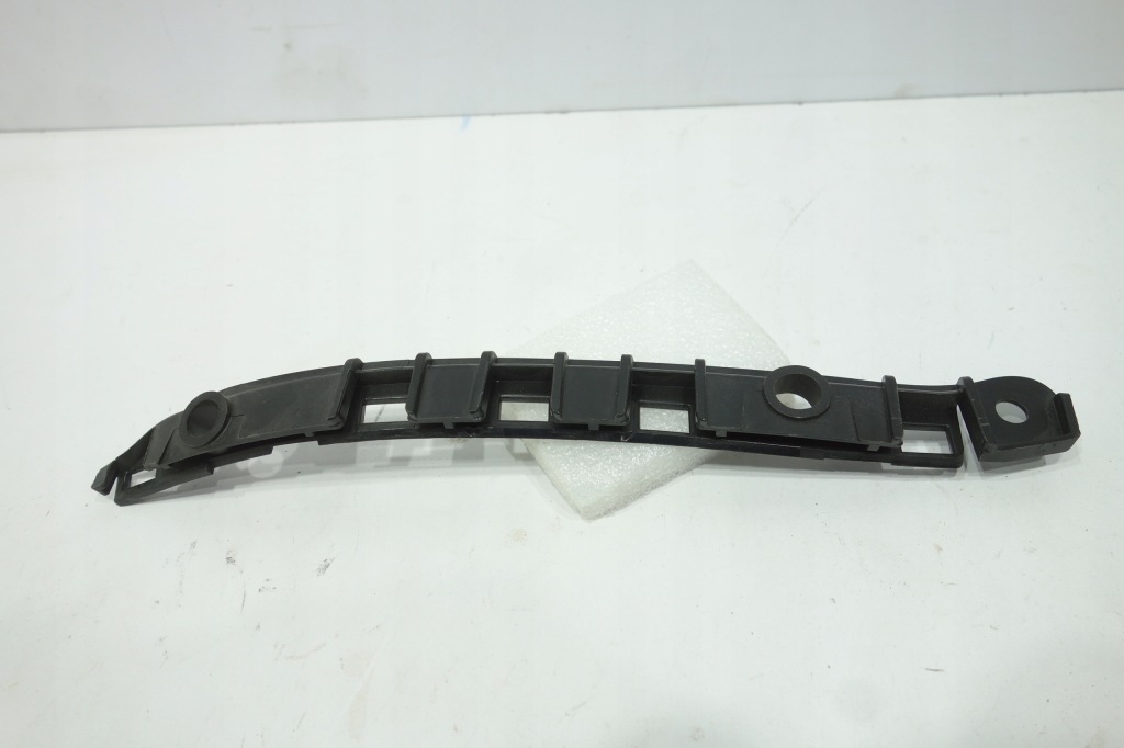 фото №1, Направляющая zderz. задняя левый mercedes b w246 a2468850121