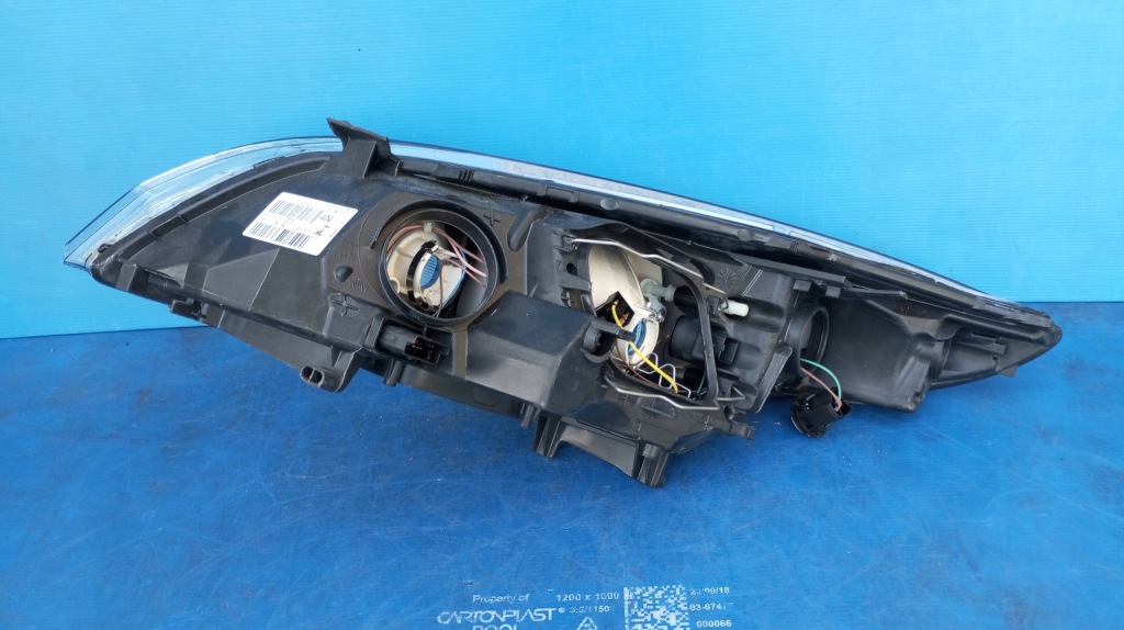 Лампа правый перед eu 130702310900 renault megane iii 3 Оригинал