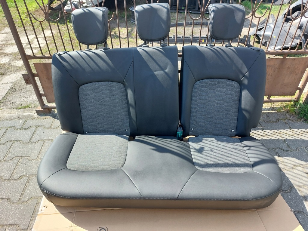 фото №2, Заднее сиденье задняя renault zoe полукожа