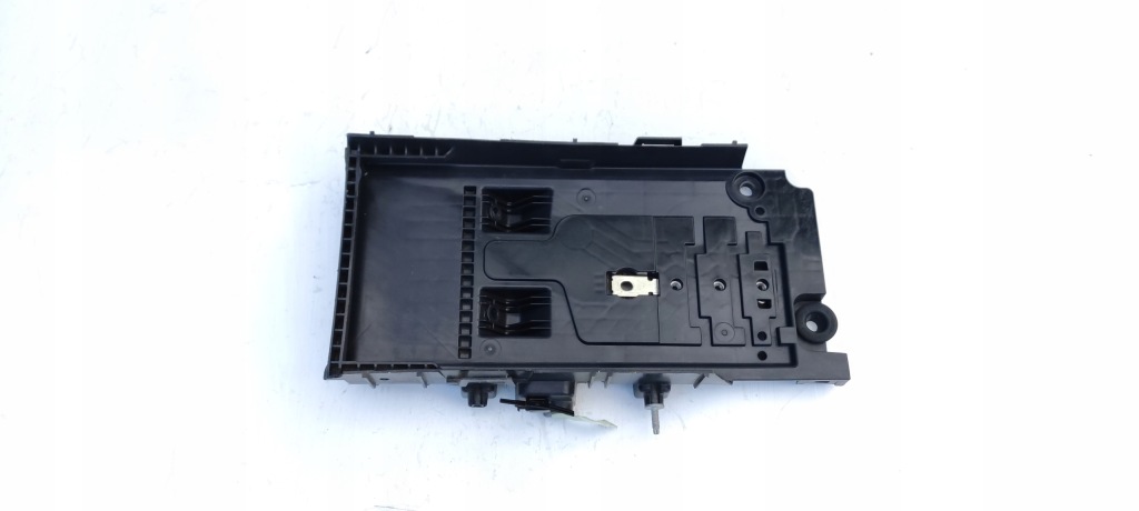 Ford mondeo mk5 основа акумулятор dg93-10723-a ms/i09 в Україні