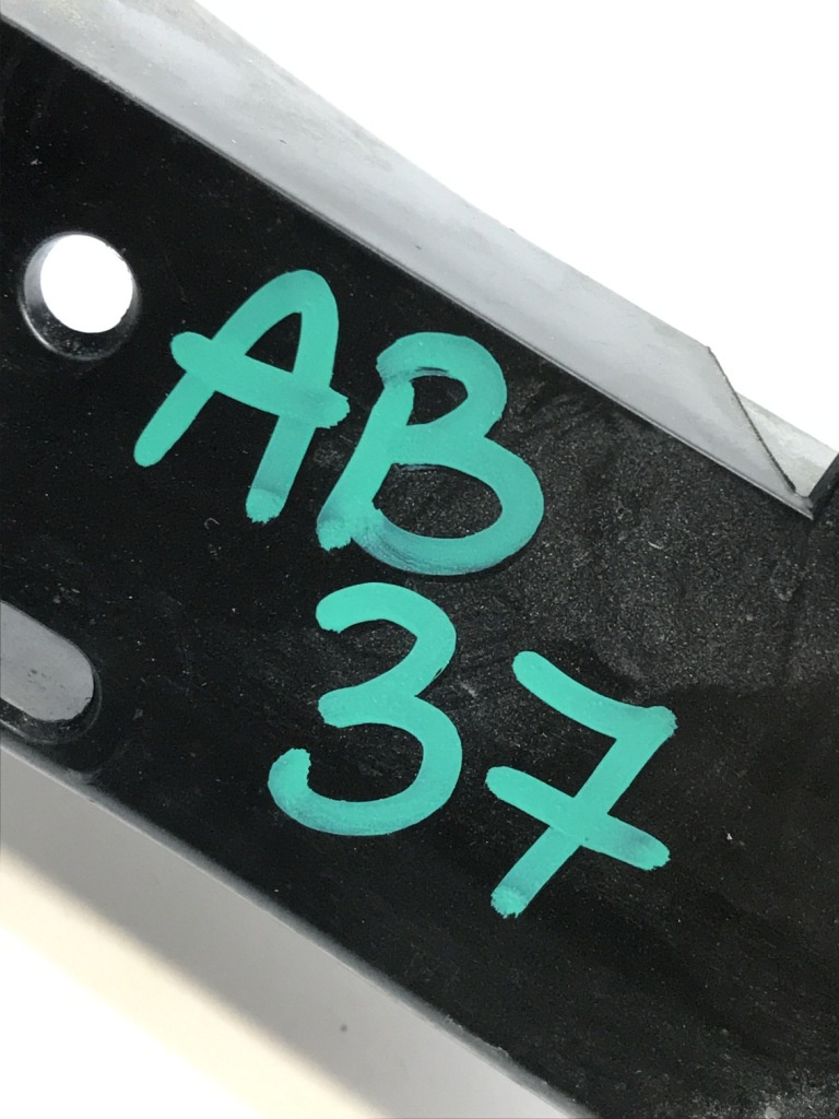 фото №9, Tesla model y напрямна напрямна бампера задня 1494045-00-c