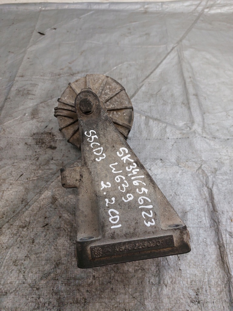 фото №1, Кронштейн кронштейн двигуна mercedes vito w639 2.2