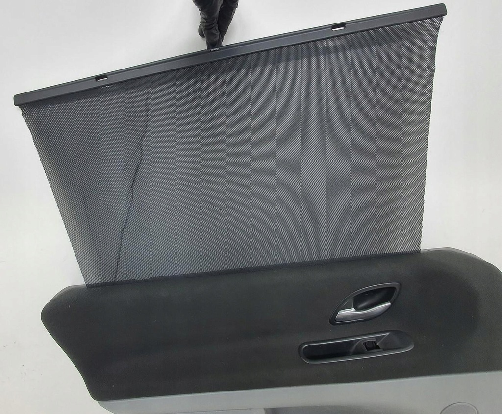 фото №3, Обивка обшивка дверь левый задняя шторка renault espace iv 8200527160