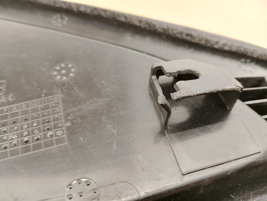 фото №6, Chevrolet cruze j300 правый треугольник крыло задняя накладка sedan