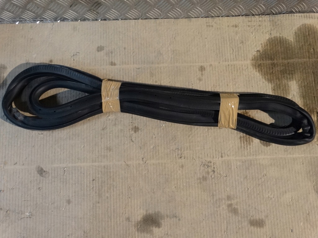 фото №1, Idealna прокладка двері задня mercedes w223 1