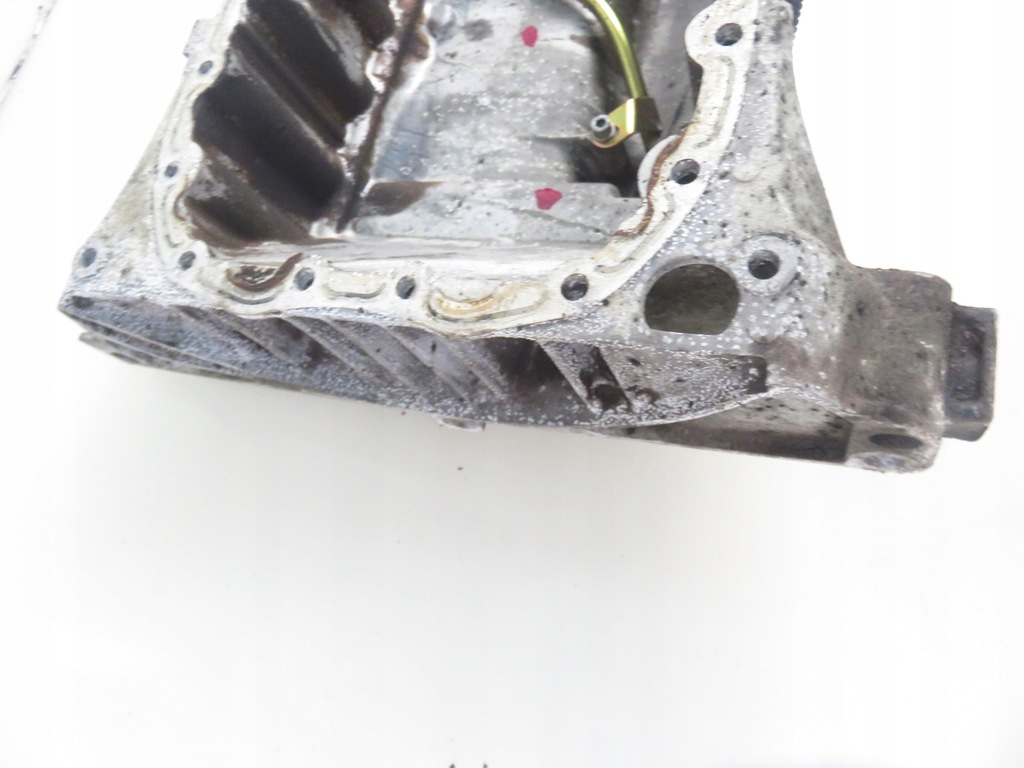 фото №6, Поддон масляная peugeot 406 2.0 16v 136 - rfn 9637093810