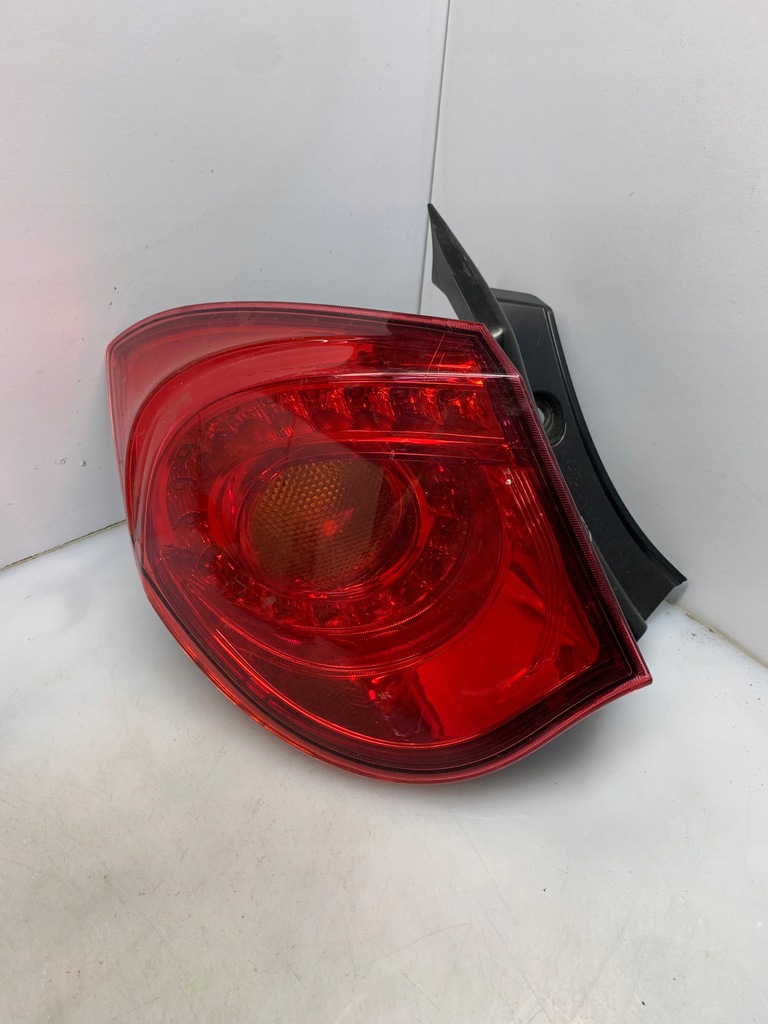 фото №1, Лампа задняя левая 20420748 alfa fca