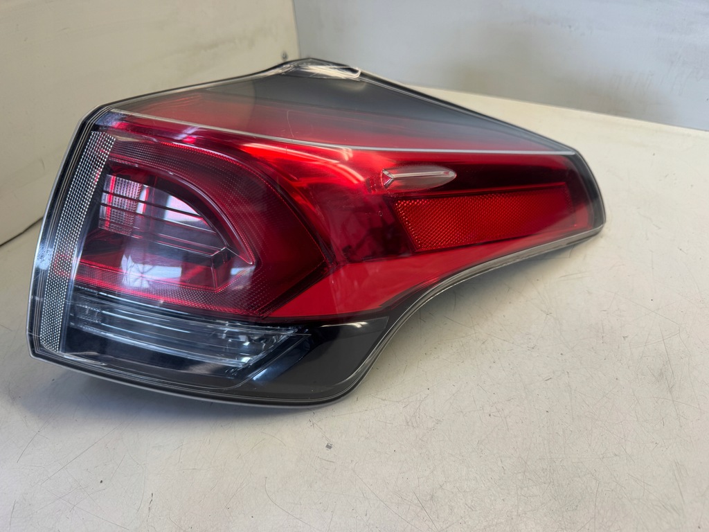 фото №1, Toyota rav4 2015 лампа правый задняя 81550-42201