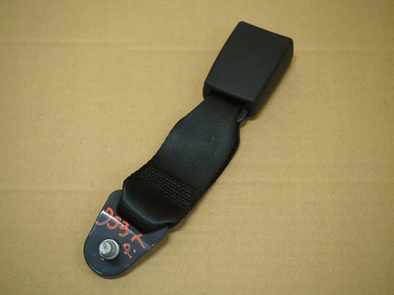 фото №1, Клипса поперечина правый задняя citroen ds3