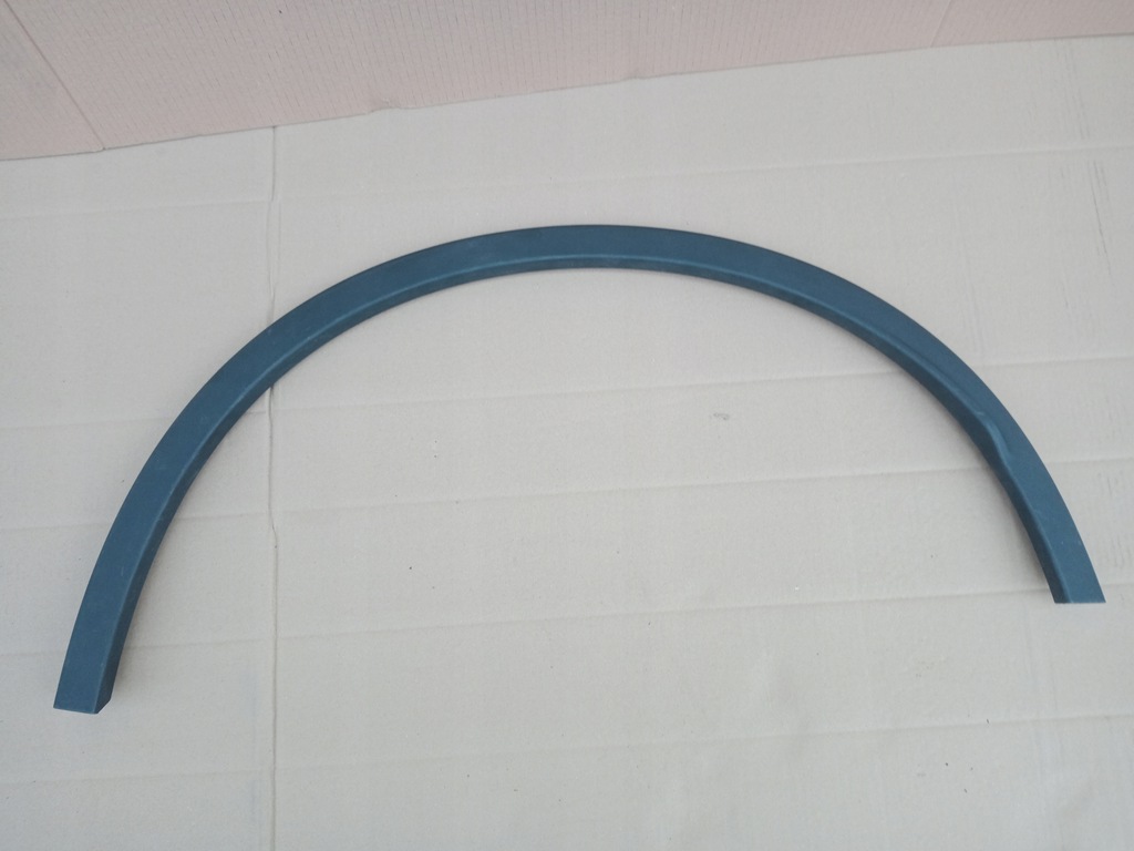 фото №1, Polestar ii права молдинг крила задня 2019r