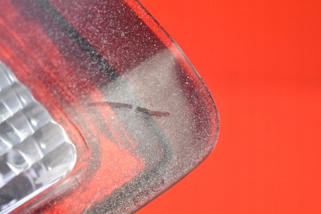 фото №9, Лампа права задня задня r92402-252 hyundai accent 2 ii 5d hb 99-13