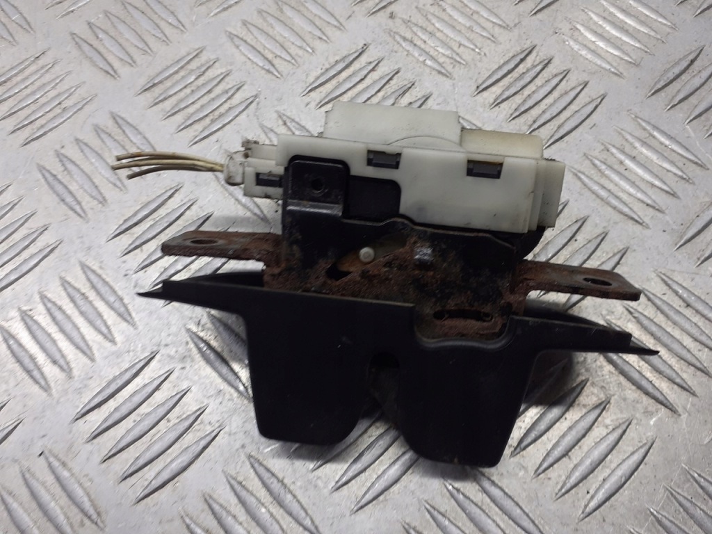 фото №3, Замок крышки багажника renault scenic ii 1.9 dci 8200076240