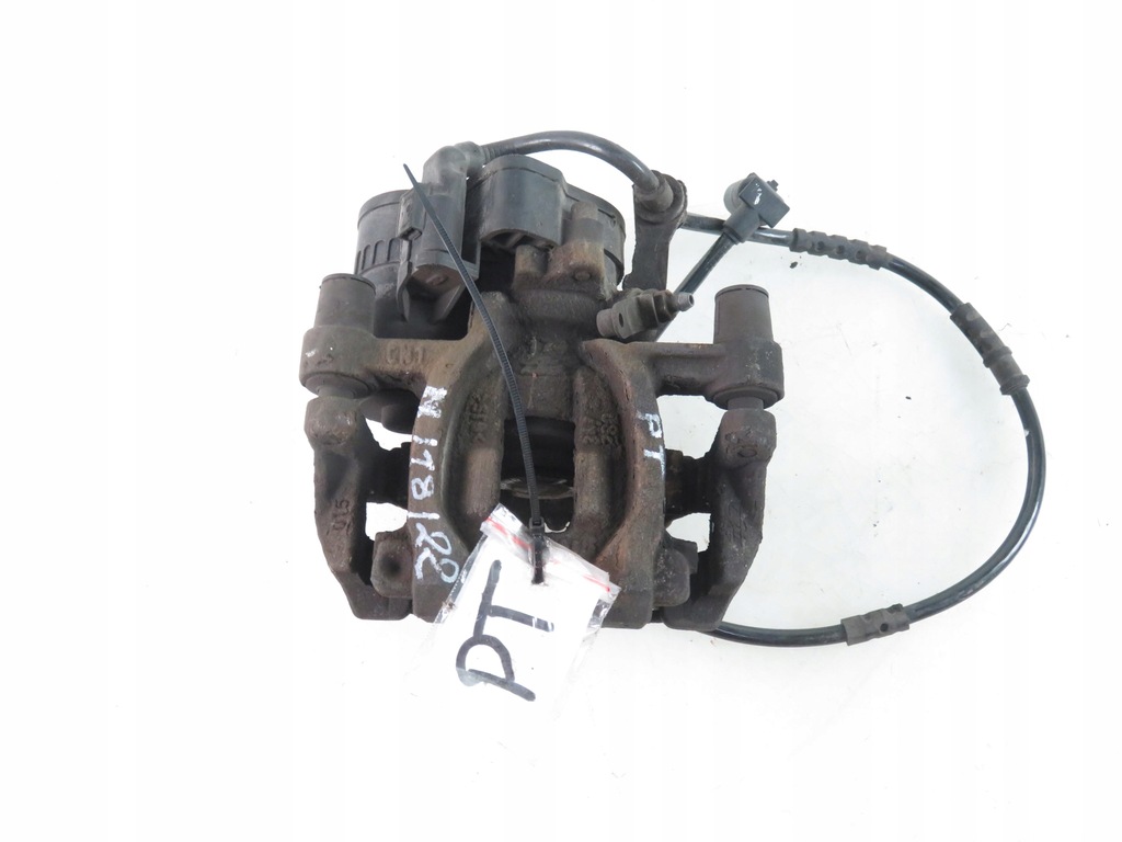 фото №1, Супорт правий задня bmw 2 f45