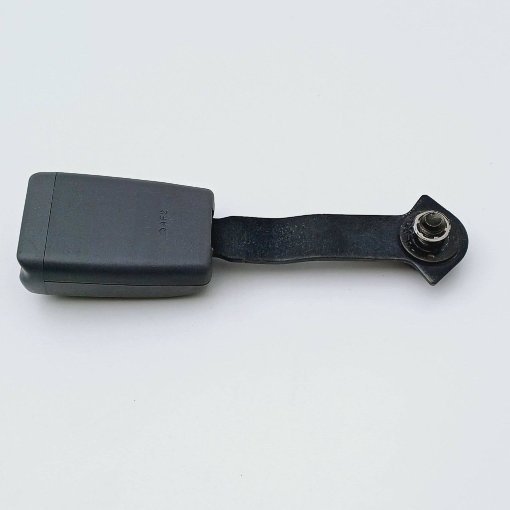 Кліпса поперечина безпеки правий перед mazda 6 g3667 nr537 Зі Шроту