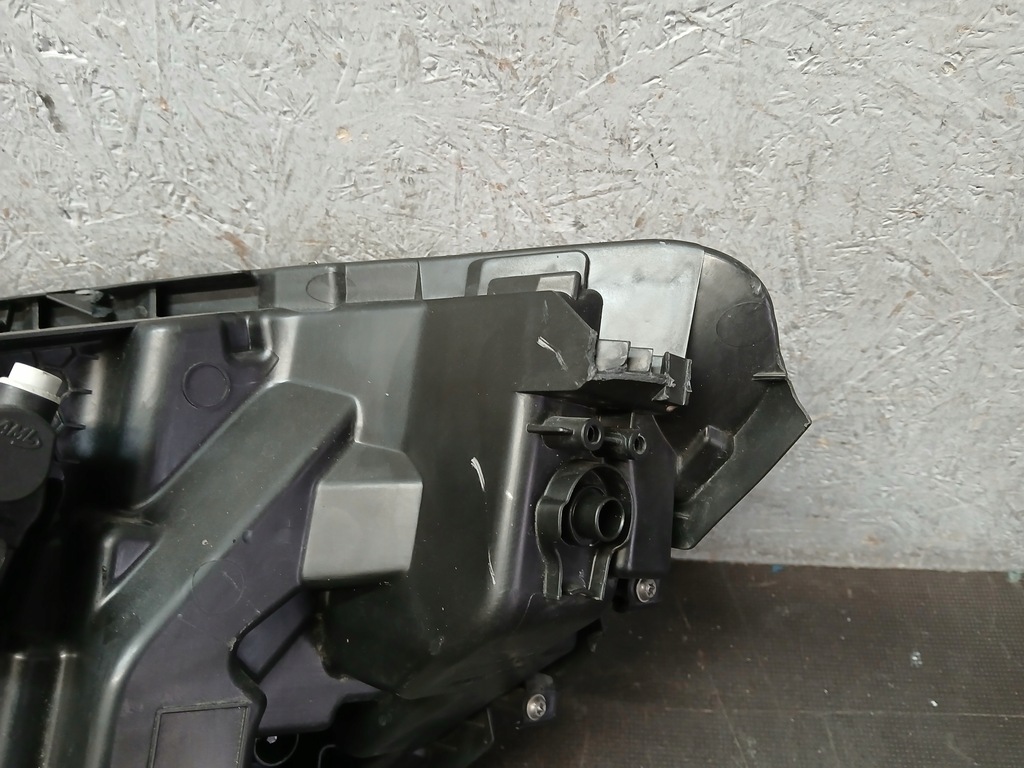 фото №6, Лампа перед права renault scenic iv 4 full led 260109047r