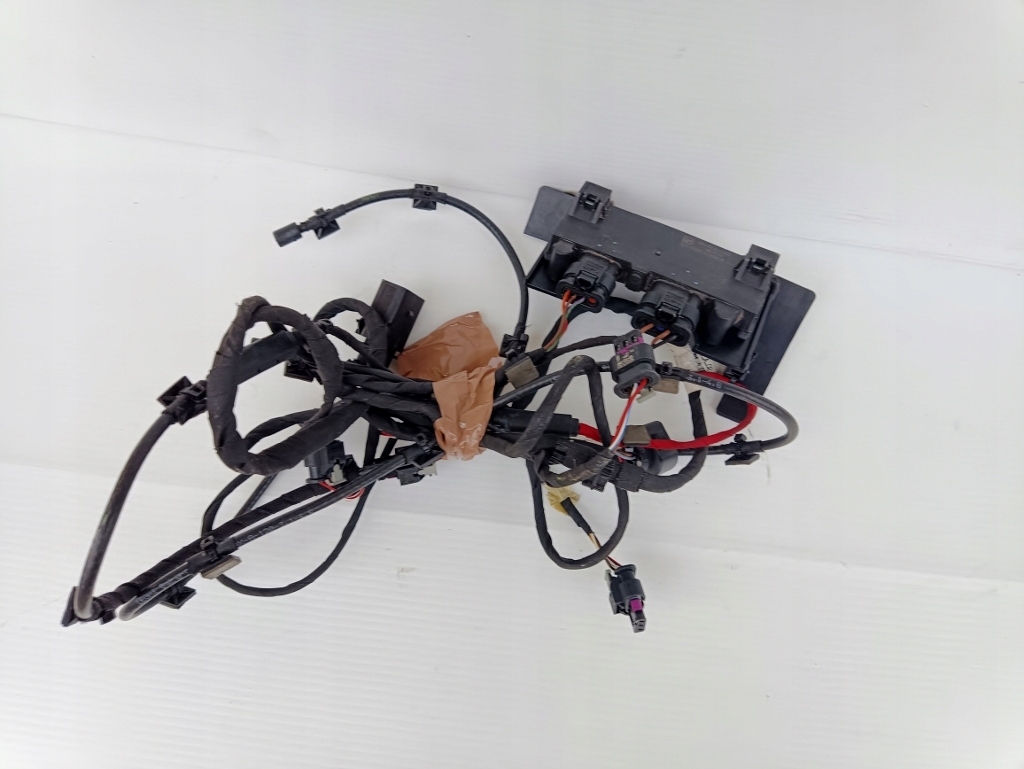 фото №2, Vw touareg джгут бампера задня 7p6971104al