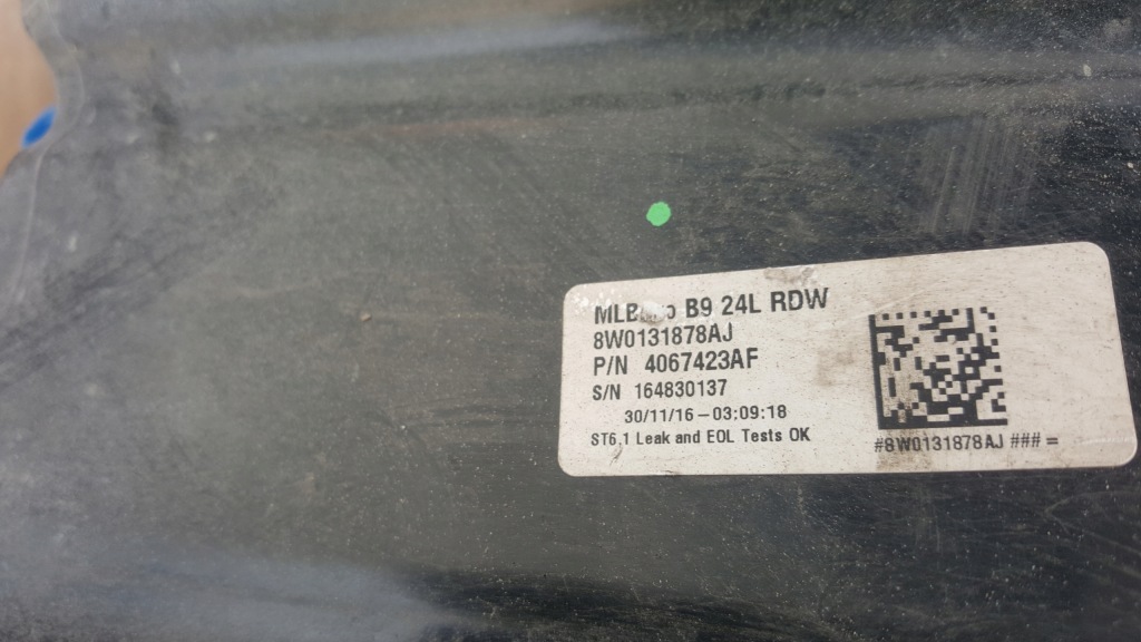 Бак adblue audi a4 b9 8w 8w0131878aj с Разборки