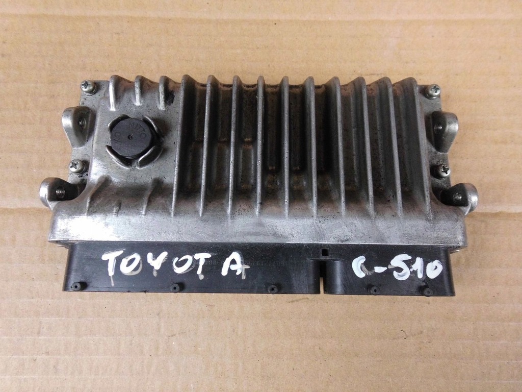 фото №1, Toyota auris ii 1.8 бортовой компьютер 89661-0zu60