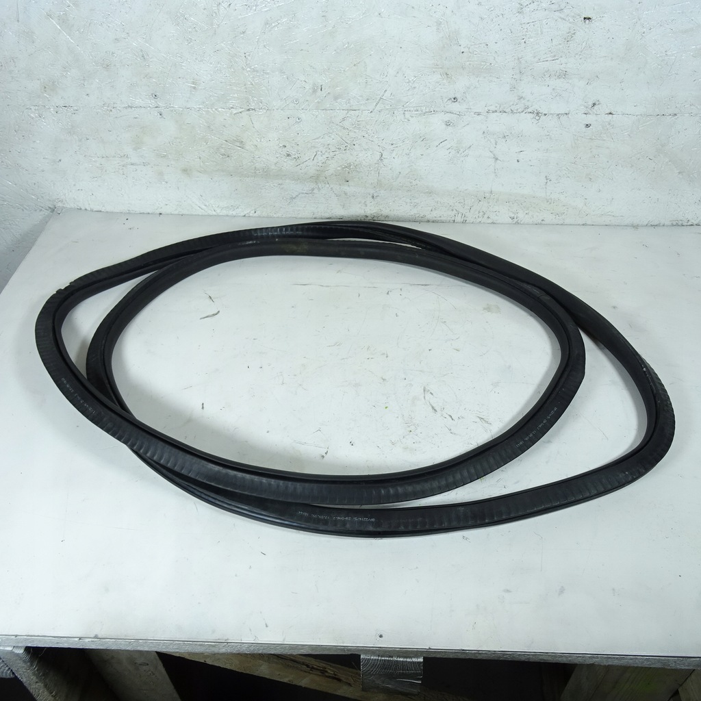 фото №1, Bmw 7 f01 f02 прокладка дверь задняя правая