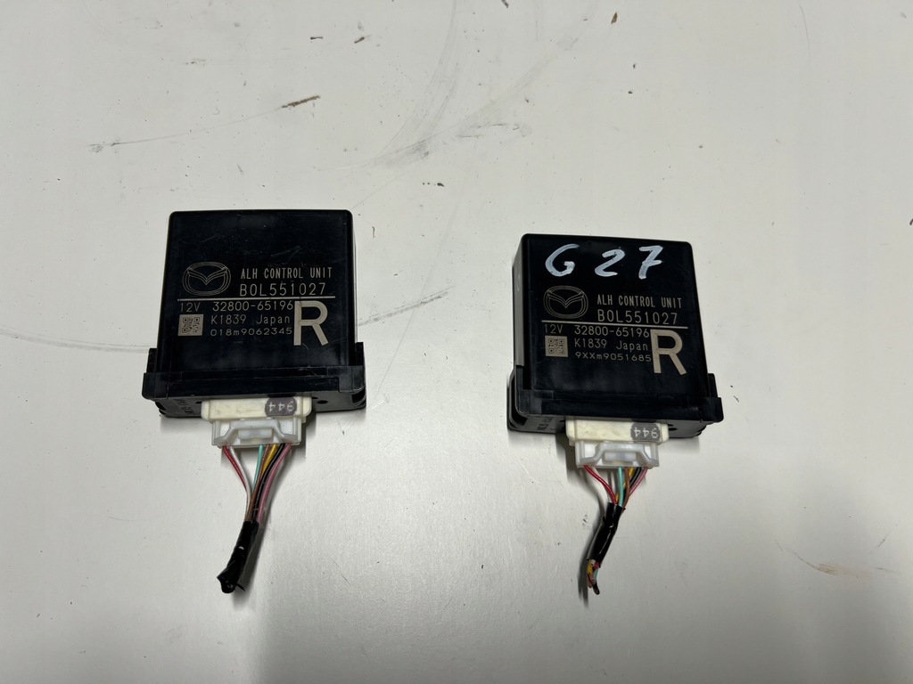 фото №1, Mazda 3 bp модуль света блок управления rok 2021 32800-65196