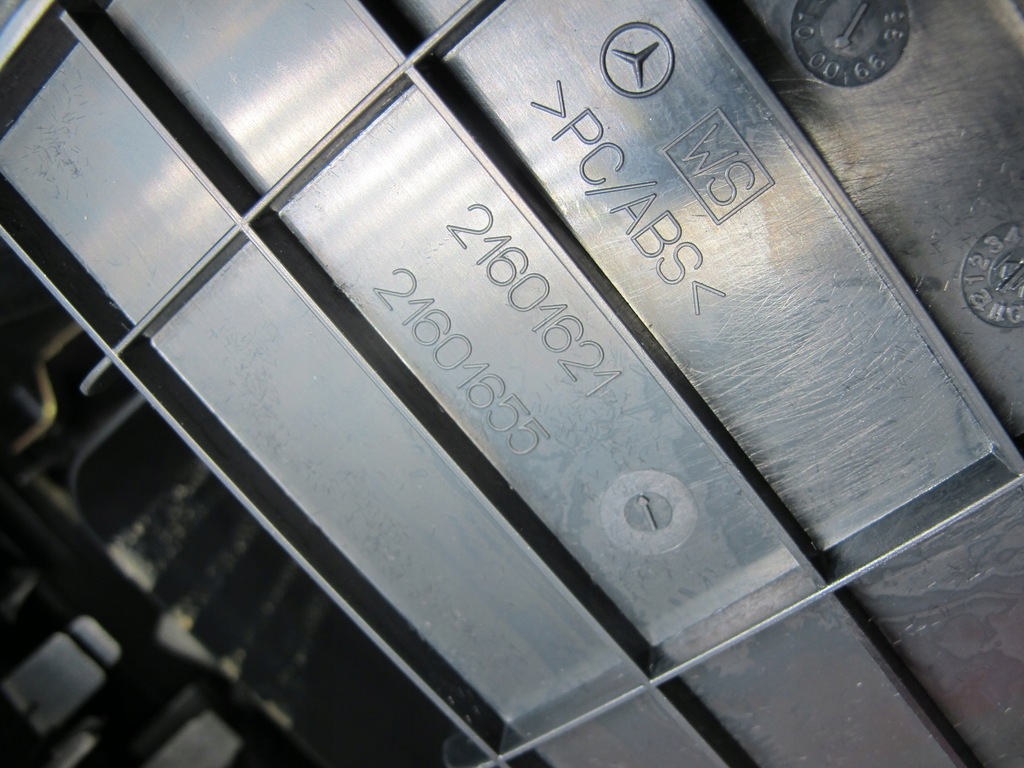 фото №11, Mercedes w220 s-klasa туннель средний подлокотник