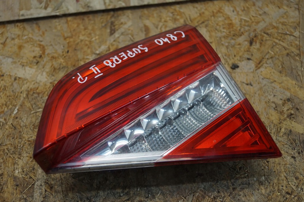 фото №7, Лампа правый задняя skoda superb ii lift sedan 3t5945094b