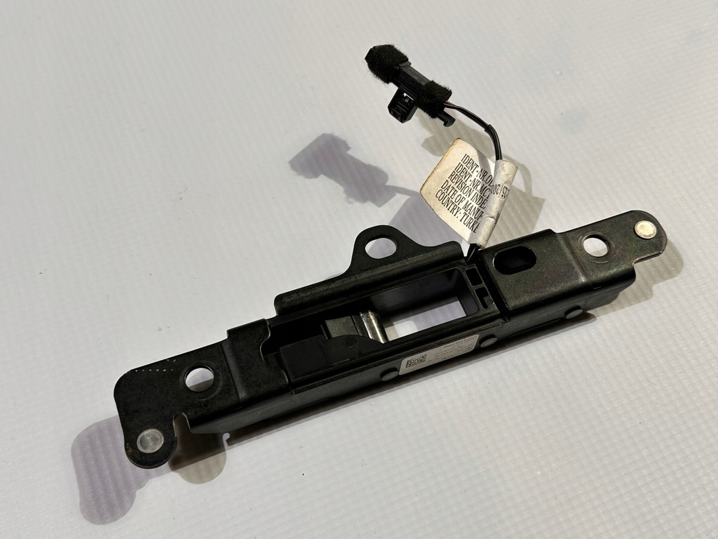 фото №7, Замок засувка правий дах chevrolet camaro cabrio 2016+