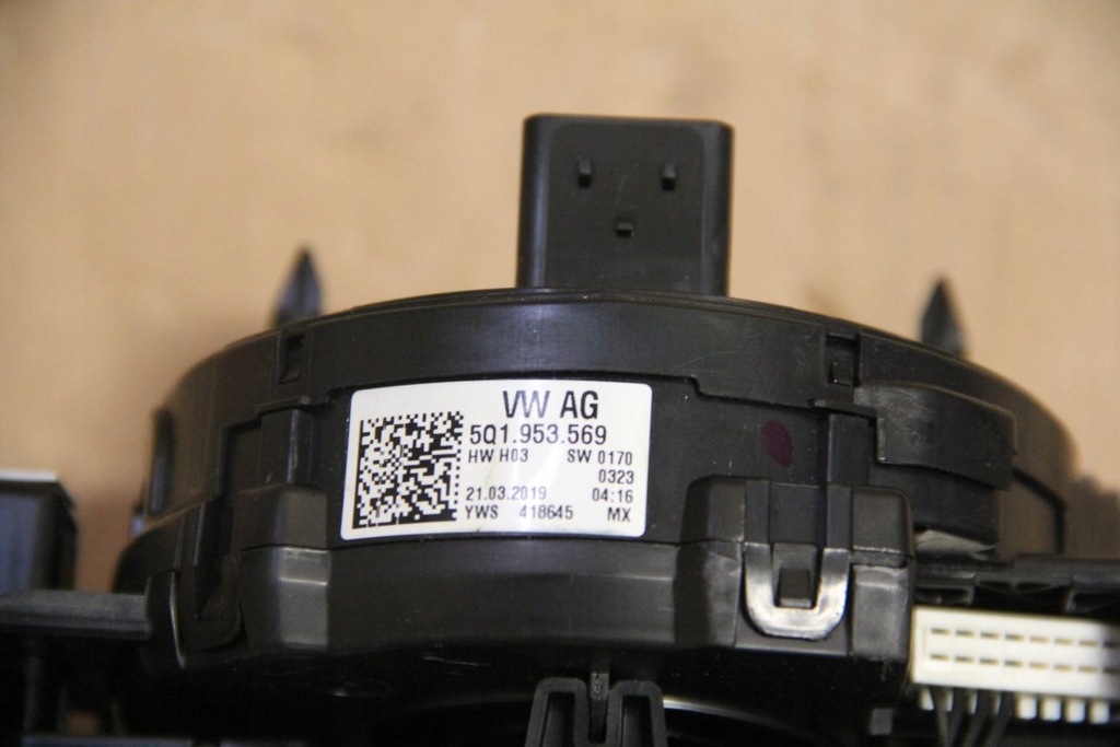 фото №11, Подрулевой переключатель блок управления лента переключатели vw atlas 5q1953569