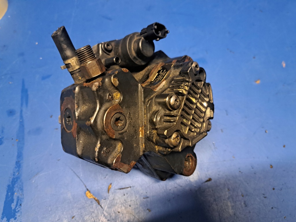Купити Насос упорскування 0445010094 renault mascott 3.0 dci zd3 120 km 150 km