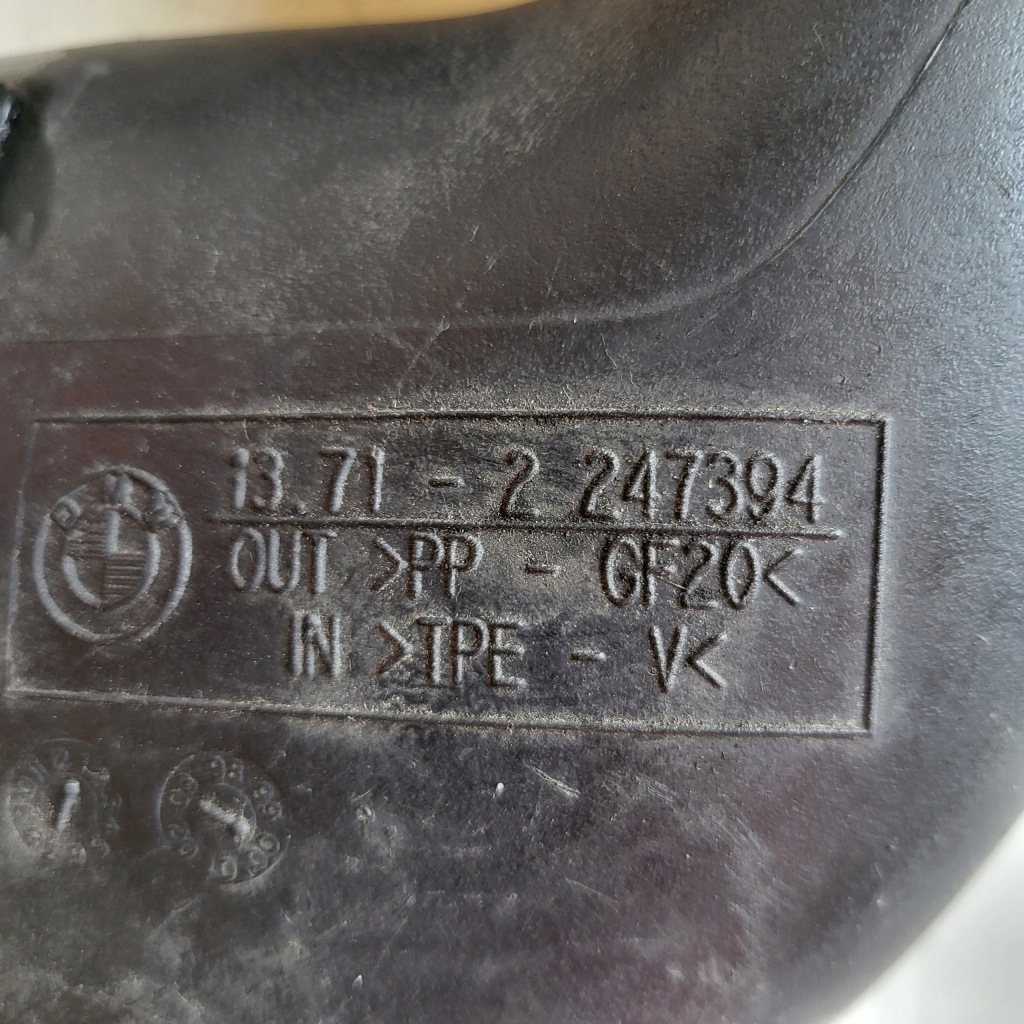 Bmw e39 e46 m47 пабтрубок  шланг труба воздуха 2247394 Доставка