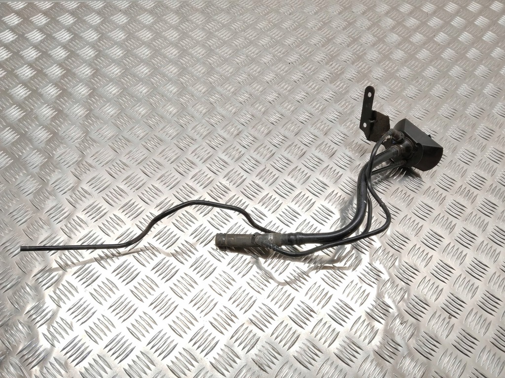 фото №1, 2015 bmw x6 f16 заливна горловина adblue