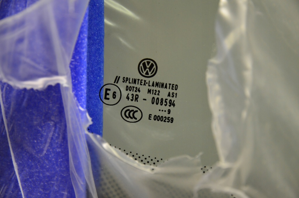 Vw passat стекло лобовое 3c0845011ag новая оригинал в Украине