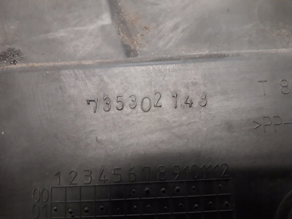 фото №8, Fiat doblo 1 i 00- кронштейн корпус лампы правый задняя 7353067630e 735302143