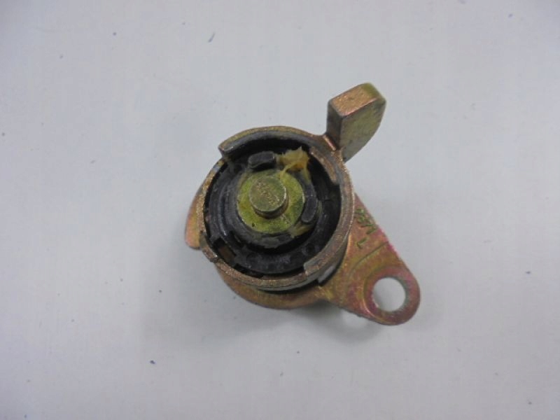 фото №7, Suzuki liana 01-04 вкладка замка перед левая