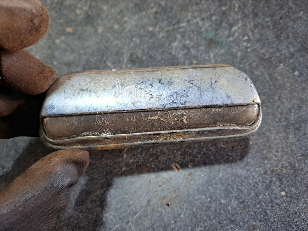 фото №10, Stara лампа лампа подсветка номерного знака регистрационный оригинал fiat хром