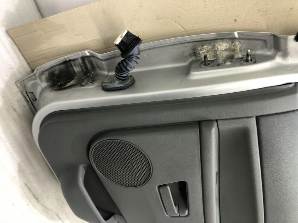 фото №15, Дверь правый задняя jeep grand cherokee wk iii