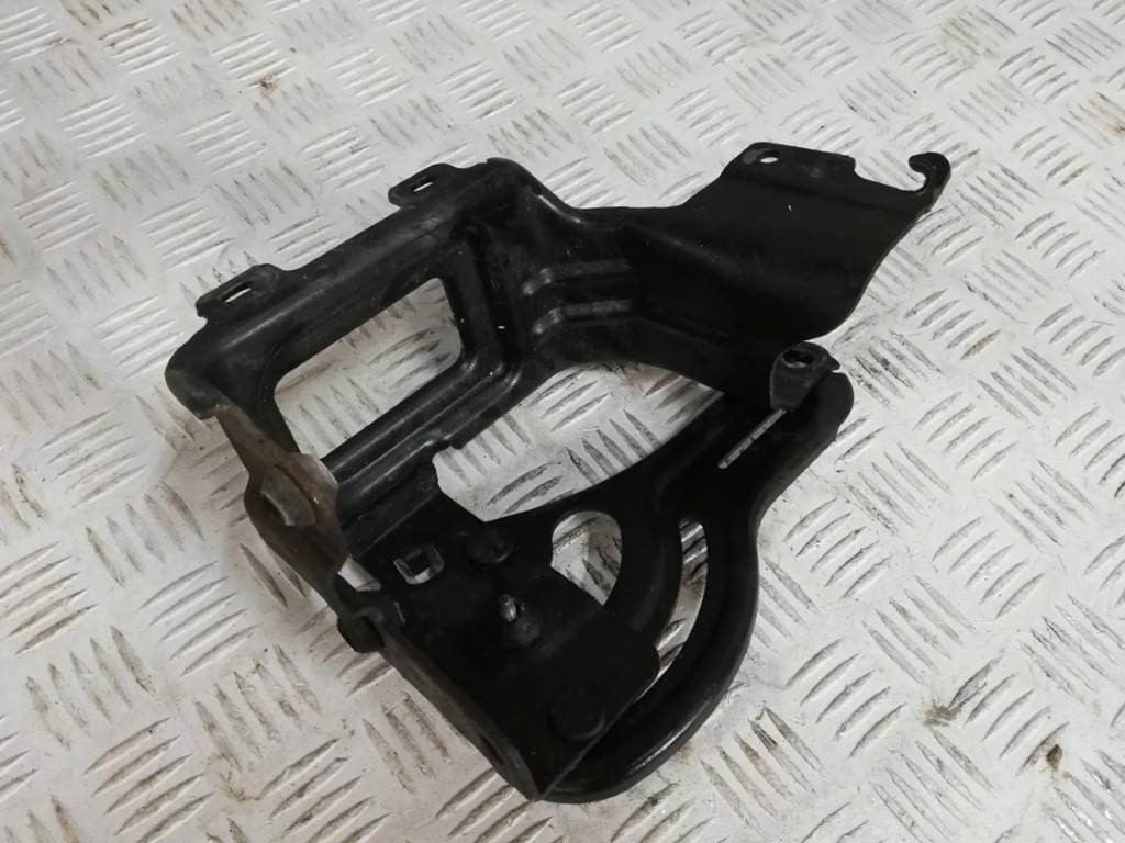 фото №1, Кронштейн кронштейн насоса abs peugeot 208 2008 ds3