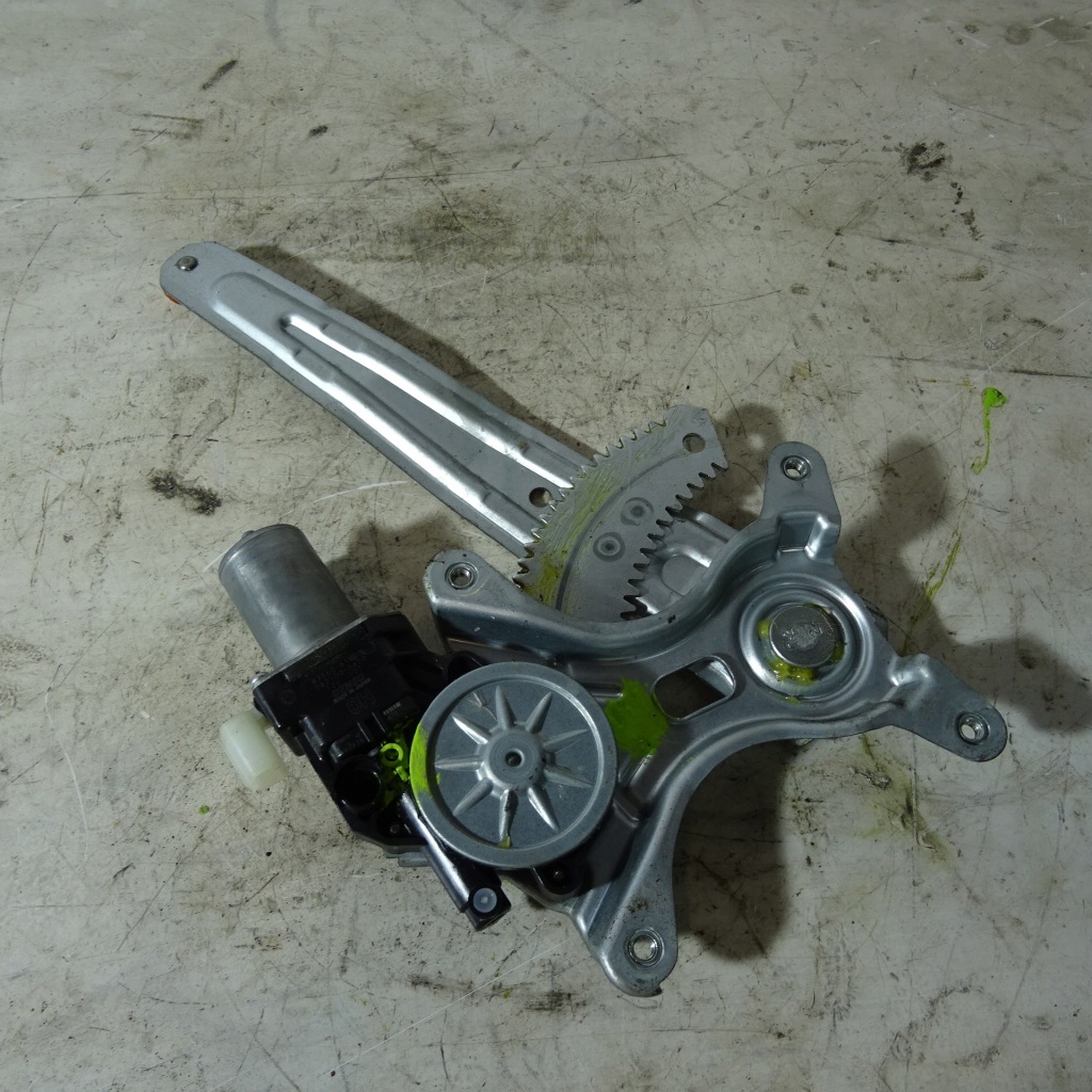 фото №1, Suzuki sx4 s cross подъемник окон задняя левый