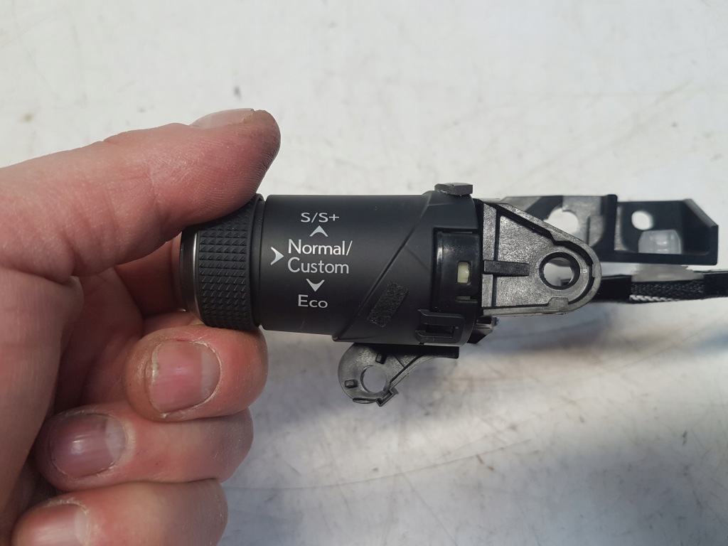 фото №3, Lexus es300h es vii переключатель панель переключатели