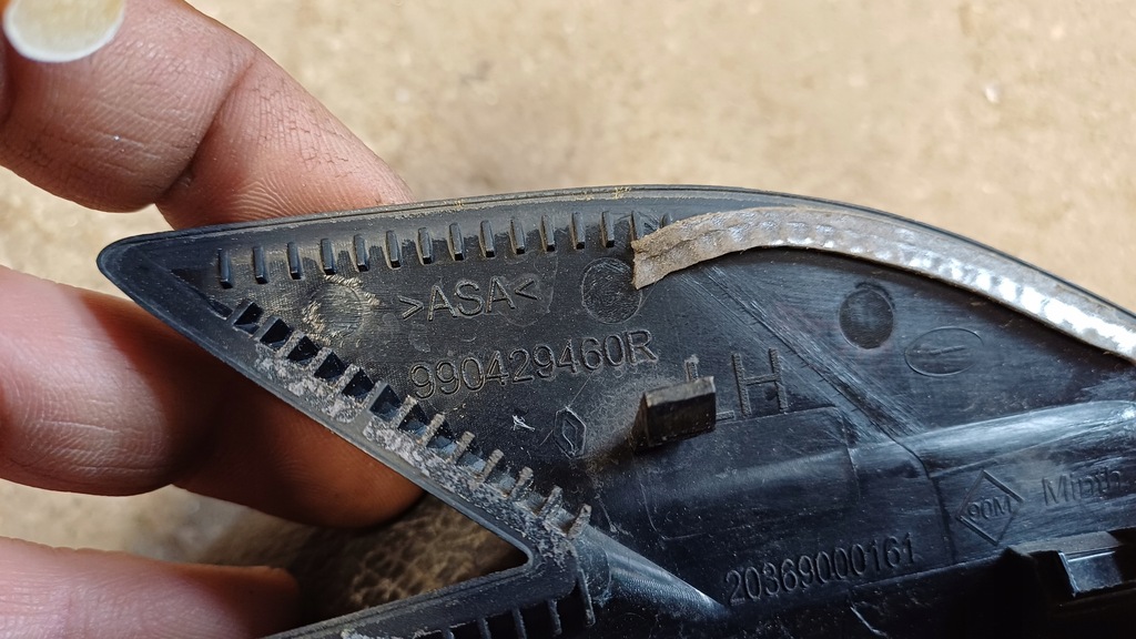 фото №5, Renault captur ii молдинг крыла левая передняя 990429460r