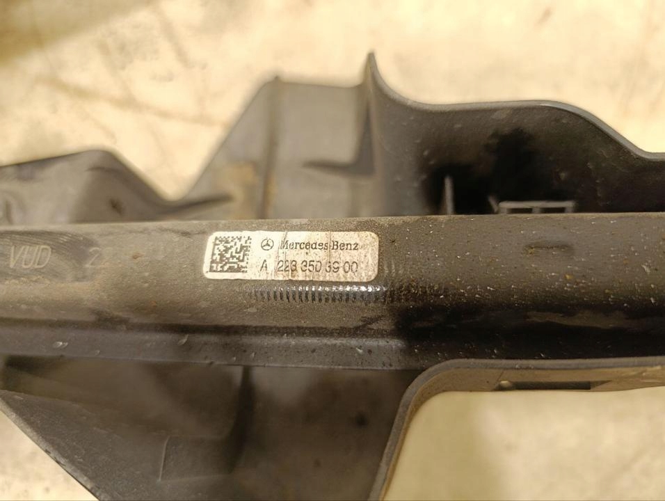 Набор подвеска заднего mercedes-benz eqe v295 2023 правая сторона a223352 Оригинал