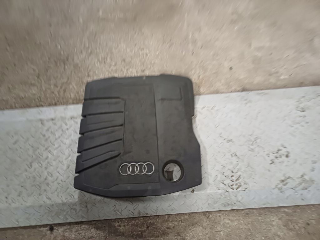 Купить Накладка верхний двигателя audi a6 c8 05l103925d