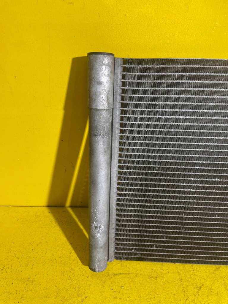 Mini cooper countryman r60 радіатор кондиціонера Оригінал