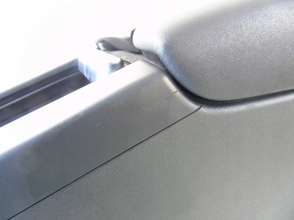 фото №11, Туннель средний подлокотник volvo v60 s60 ii 39819457