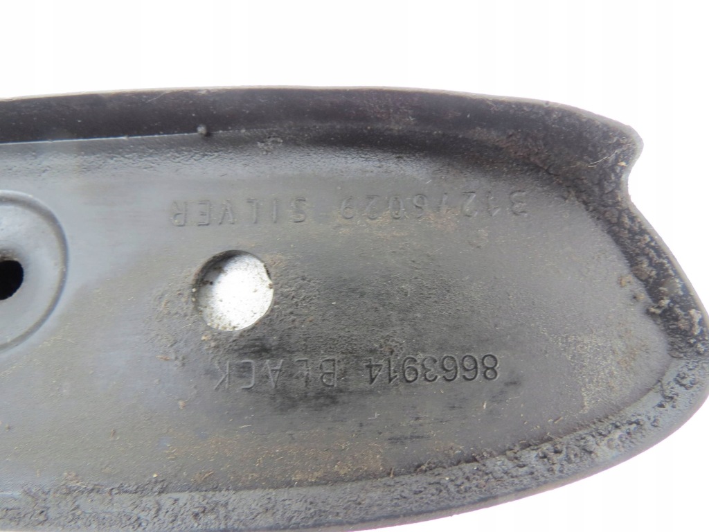 Рейлінг даховий права сторона volvo v70 lll 3.2 b r6 243 km 07-16r 31276029 Зі Шроту