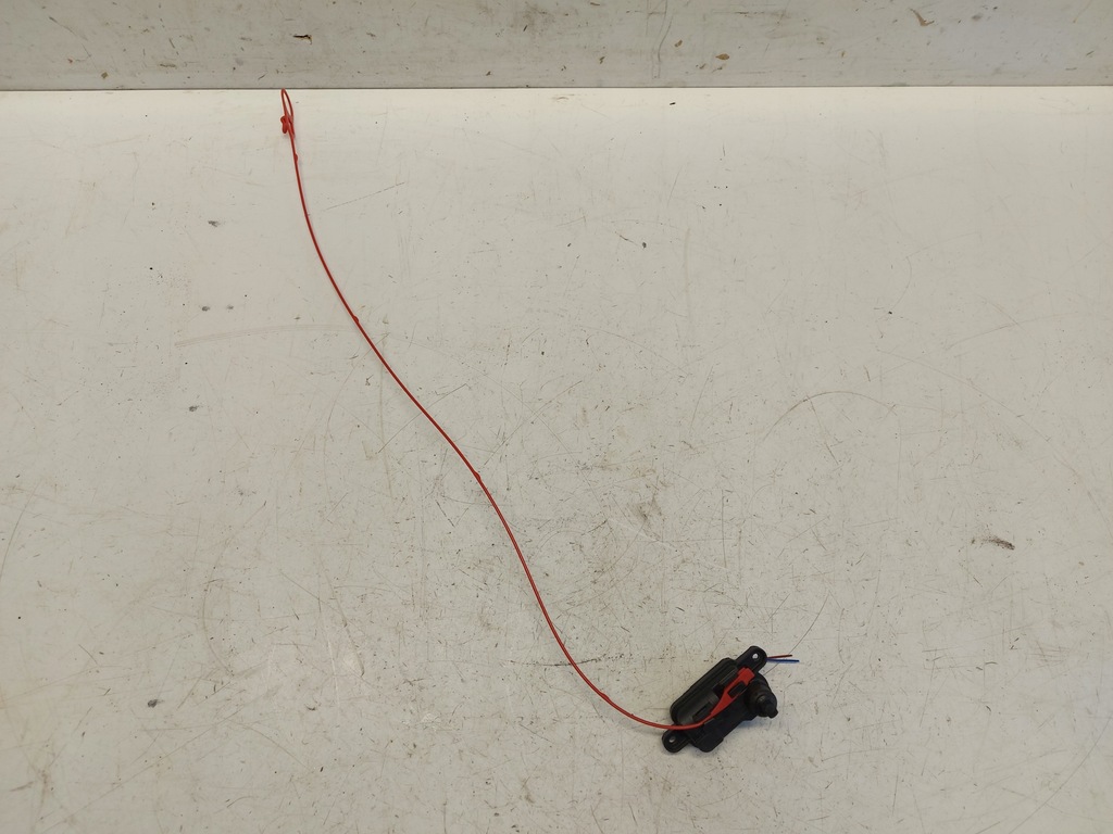 фото №1, Audi a8 d5 4n привод крышка заливной топлива