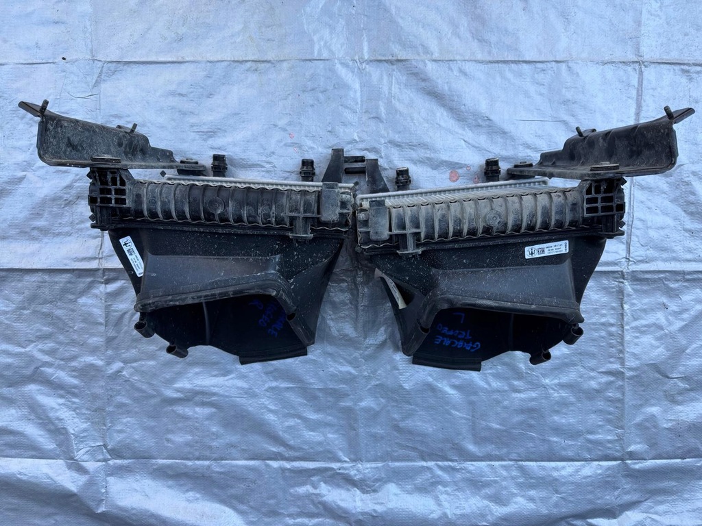 фото №16, Maserati grecale trofeo капот бампер крыло лампы pas