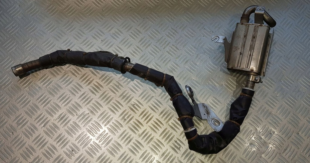 фото №7, Mercedes r w251 3.0 cdi гаситель труба webasto 2009r